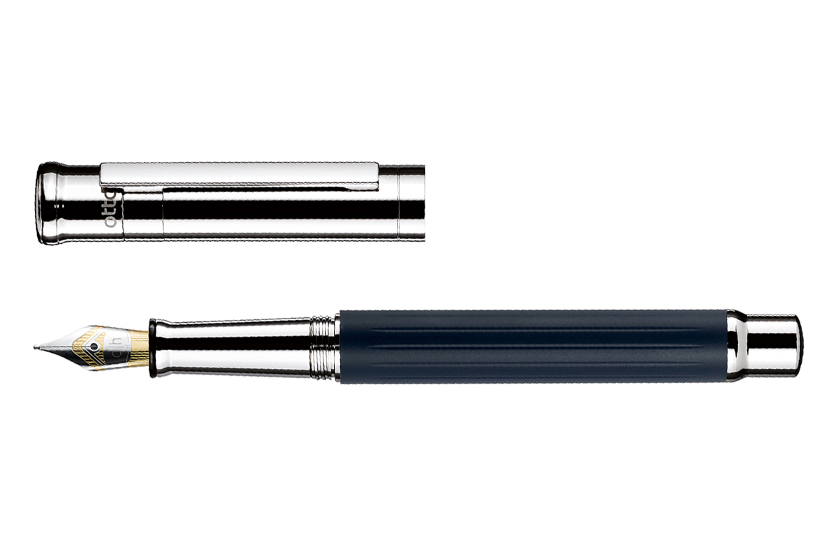 Otto Hutt Design 04 Pinstripe Matt Navy Vulpen